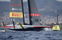 Luna Rossa in Ineos Britannia v finalu pokala izzivalcev #video