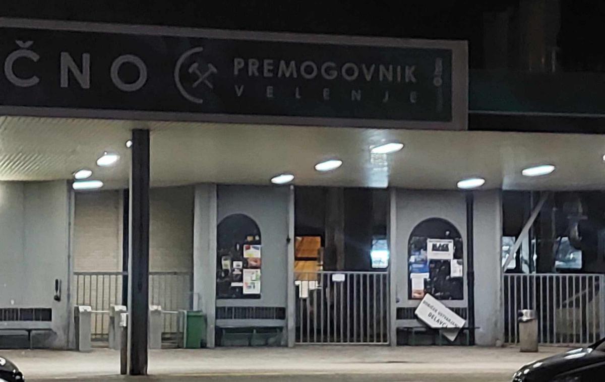 Premogovnik Velenje nesreča | Reševalci so v jami, vzpostavili so zračenje, kar jim je omogočilo, da so lahko začeli odkopavati mulj, čeprav je reševanje izjemno težavno, saj mulj in voda skupaj tvorita zelo trdo zmes. | Foto KN Media