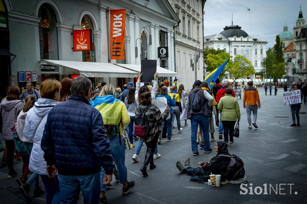 Shod v središču Ljubljane v podporo Ukrajini