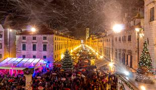 Po napadu v Nemčiji okrepili varnost na božičnih sejmih v Avstriji in Italiji