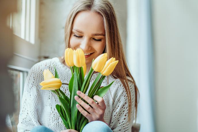 ženska tulipani rože | Foto Getty Images