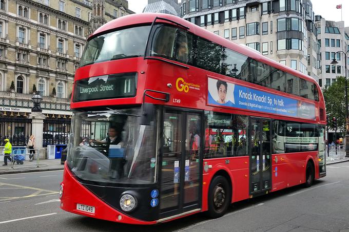 O tem, katero pot bo ubral London pri razdružitvenih pogajanjih, britanska in evropska javnost še vedno dobivata mešane ter predvsem medle in neodločne signale in sporočila iz vlade – kot da še ne bi obstajala neka enotno sprejeta strategija. Najbrž res ne. | Foto: Srdjan Cvjetović