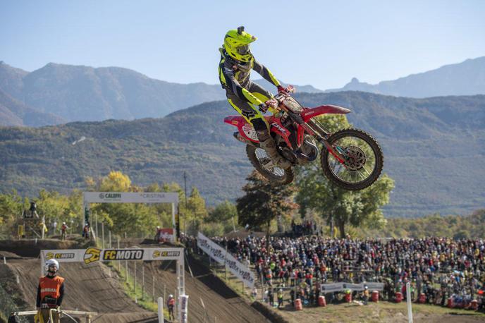 Tim Gajser Trentino | Dirka v Pietramurati je že tradicionalno tista z največ Timovimi navijači. | Foto Honda Pro Racing/ShotbyBavo