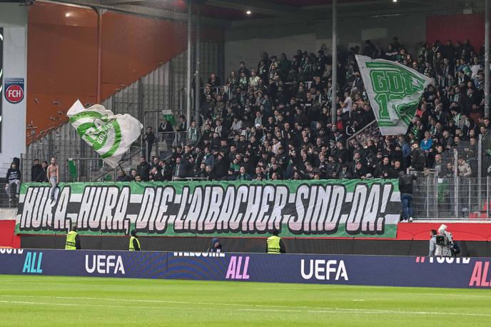 Heidenheim Olimpija | V Heidenheimu je spremljalo dvoboj okrog 600 navijačev Olimpije. Veliko bolj so bili lahko z igro zmajev zadovoljni v drugem polčasu. | Foto Guliverimage