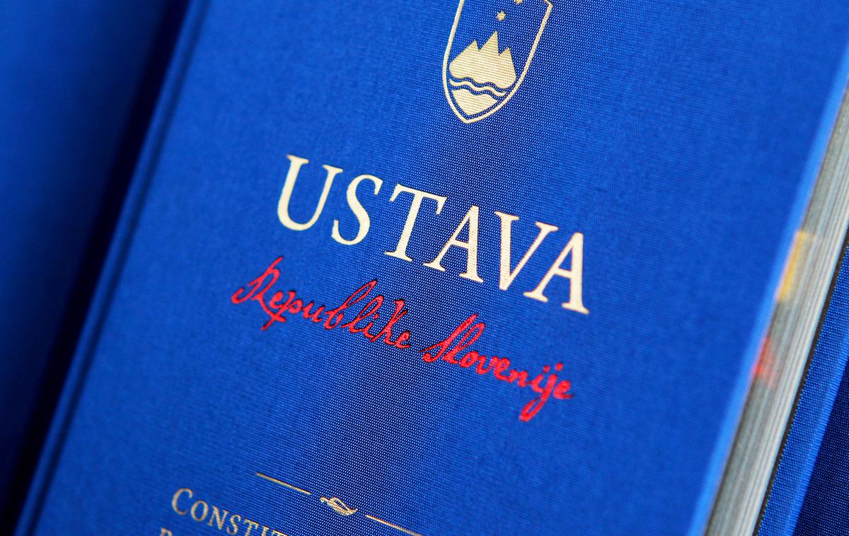 ustava | Foto STA