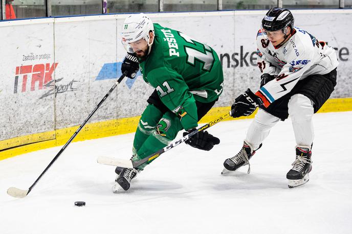 HK Olimpija Linz Žiga Pešut | Olimpija ima nova – stara člana, do konca sezone sta se ji pridružila napadalec Žiga Pešut in branilec Luka Vidmar. | Foto Grega Valančič/Sportida