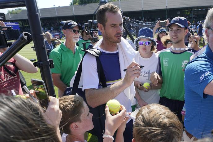 Andy Murray | Andy Murray je prek Unicefa tudi s pomočjo drugih prihodkov na koncu zbral nekaj manj kot 600.000 evrov | Foto Guliverimage