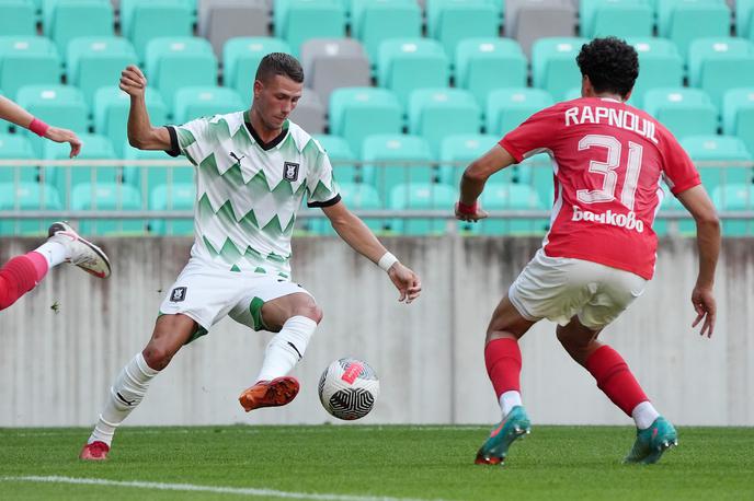 NK Olimpija CSKA 1948 | NK Olimpija je na generalki za novo sezono CSKA 1948 premagala s 3:0. | Foto www.alesfevzer.com