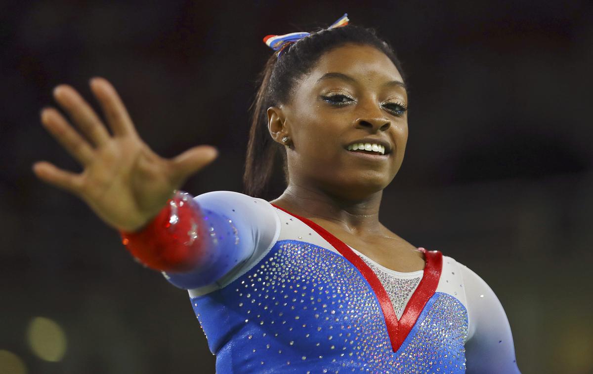 Simone Biles | Simone Biles se bo potegovala za odličja v Stuttgartu. | Foto Reuters