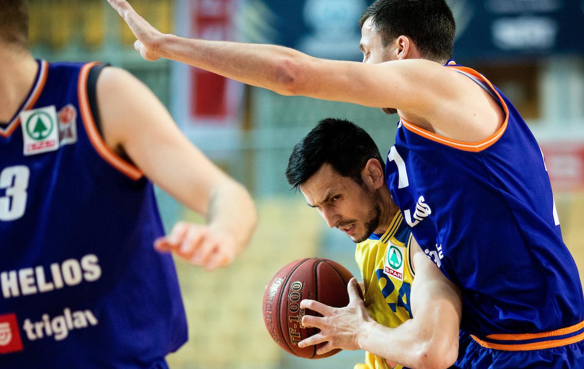 Hopsi Helios Suns | Simo Atanacković je bil nerešljiva uganka za Helios Suns. | Foto Vid Ponikvar