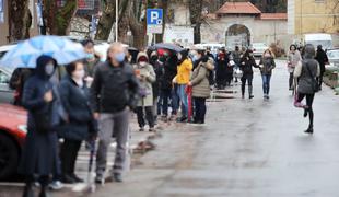 V Ljubljani in Medvodah začasno ustavili množično testiranje