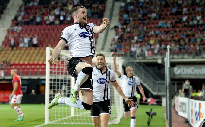 Irski prvak Dundalk je dosegel največji uspeh v Evropi leta 2016, ko je zaigral v skupinskem delu evropske lige. | Foto: Reuters