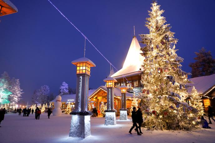 Rovaniemi | Božičkova vas leta 2016, ko težav s pomanjkanjem snega ni bilo. | Foto Reuters