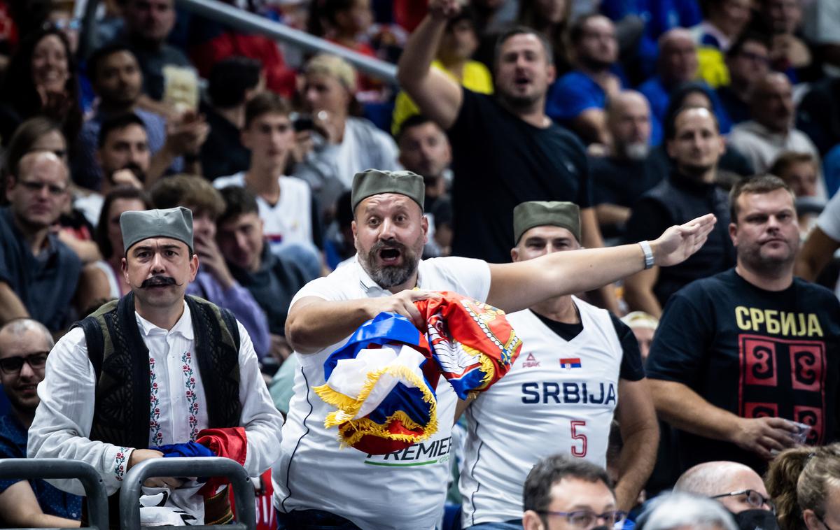 osmina finala EuroBasket Italija Srbija | Srbski navijači so stežka preboleli izpad košarkarskih asov v osmini finala evropskega prvenstva. | Foto Vid Ponikvar/Sportida