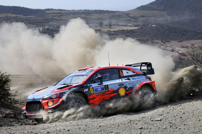 Dani Sordo | Dani Sordo v Hyundaiju je zmagovalec relija za svetovno prvenstvo na Sardiniji. | Foto Getty Images