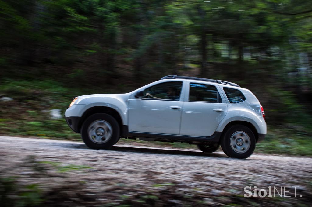 Dacia duster in oskrbnik gorske koče