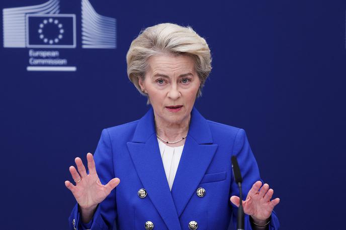 Ursula von der Leyen | Srečanje Ursule von der Leyen z Aleksandrom Vučićem bi lahko po mnenju skupine evropskih poslancev glede na globino in težo politične krize v Srbiji, kjer od novembra potekajo množični protesti, poslalo škodljiv signal. | Foto Reuters