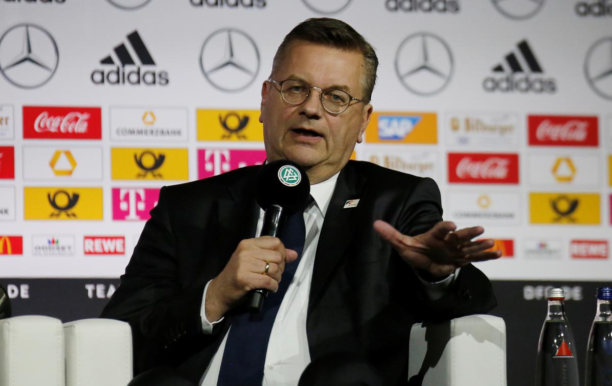 Reinhard Grindel | Predsednik nemške zveze DFB Reinhard Grindel: Glede na to, kako so ga napadli, bi moral zavzeti bolj jasno stališče in Mesuta Özila bolj zavarovati. | Foto Reuters