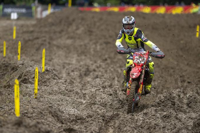 Tim Gajser je obvladal blatno in spolzko progo v Frauenfeldu. | Foto: Honda Racing/ShotbyBavo