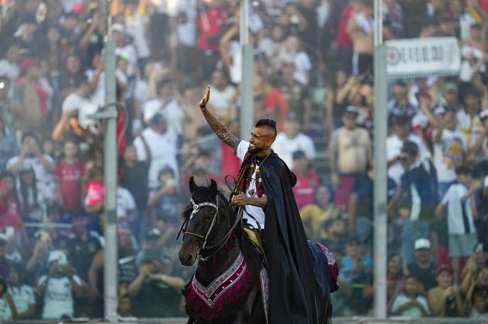 Arturo Vidal | Arturo Vidal je odjezdil čez zelenico stadiona Monumental. | Foto Guliverimage