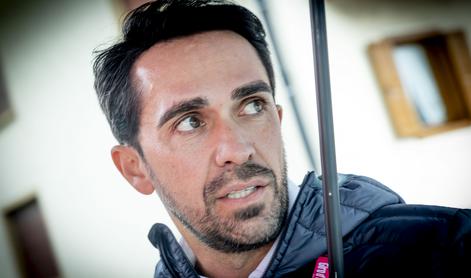 Alberto Contador opozarja Tadeja Pogačarja