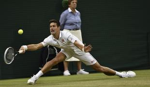 Novak Đoković se je nagaral za preboj v četrtfinale Wimbledona