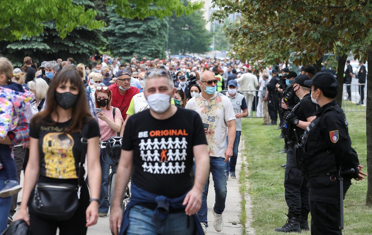 Sarajevo protest | Mirnega protesta v Sarajevu se je udeležilo več tisoč ljudi. | Foto Reuters