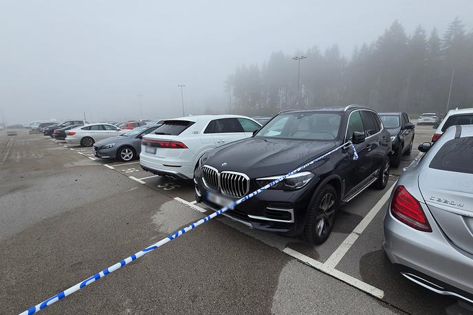 Brnik. Letališče. | Neuradno naj bi šlo za partnersko nasilje. | Foto David Florjančič