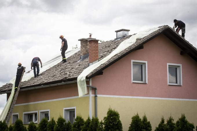 Posledice toče v Črnomlju, v Beli krajini. | Foto: Bojan Puhek