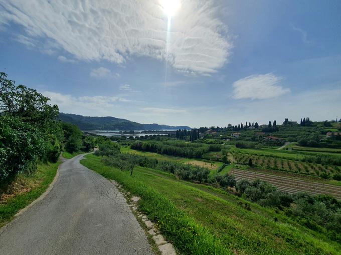 Petek bo prinesel izboljšanje vremena. V daljavi strunjanske soline. | Foto: David Florjančič, Meteoinfo Slovenija