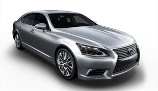 Novi lexus LS z bencinskim ali hibridnim pogonom