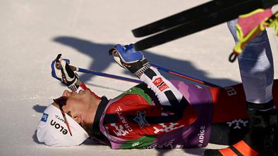 Oestberg Amundsen začel z zmago, Mandeljc nadaljuje, Urevc ne