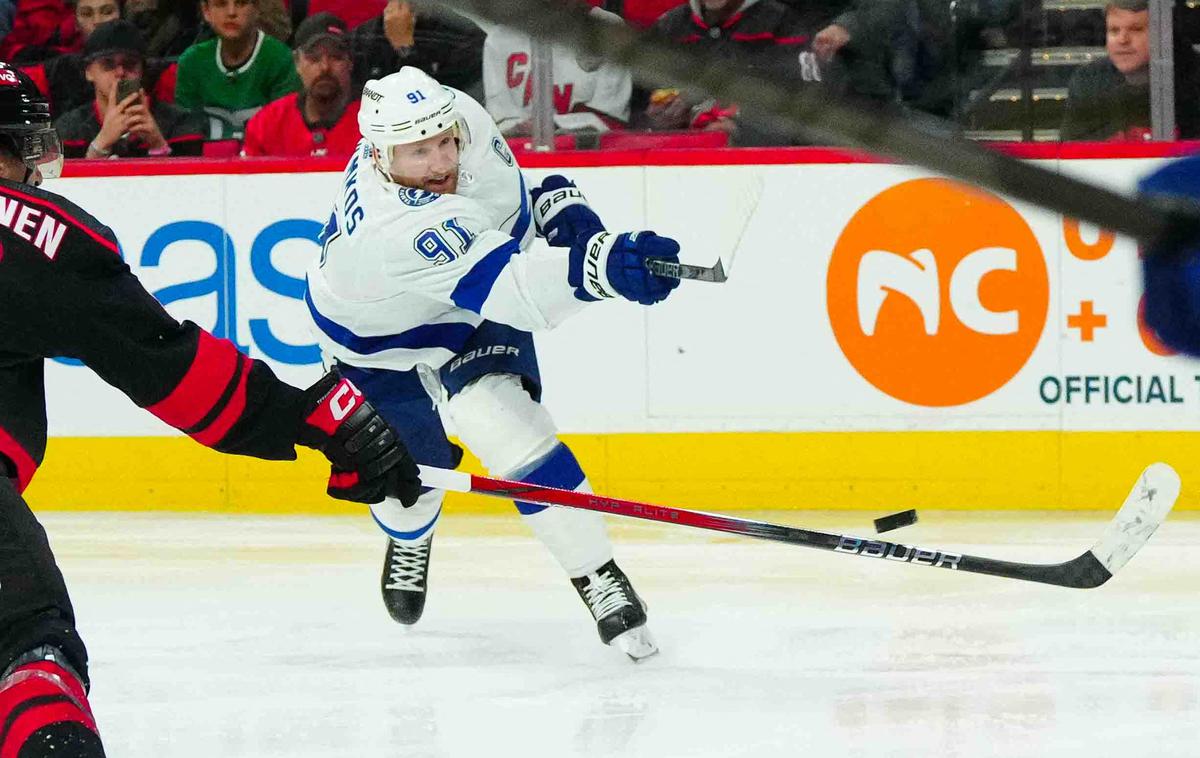 Tampa Bay Lightning Steven Stamkos ( | Steven Stamkos je dosegel kar štiri gole, to sezono skupaj 10. | Foto Reuters