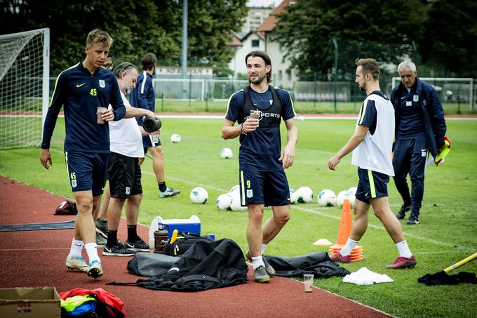 V moštvu ljubljanske Olimpije ne manjka igralcev iz skoraj vseh nekdanjih republik Jugoslavije. | Foto: Ana Kovač