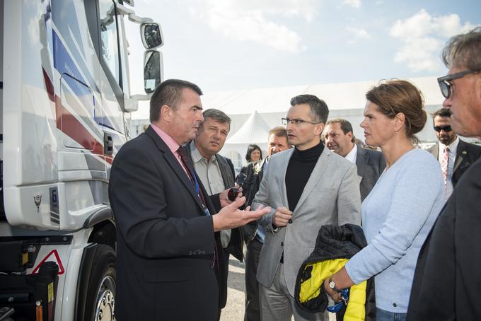 Pišek nestrpno pričakuje pogovore z državo, saj tako ne bo šlo več naprej, pravi. "Težave v sektorju se le kopičijo," opozarja. | Foto: STA ,