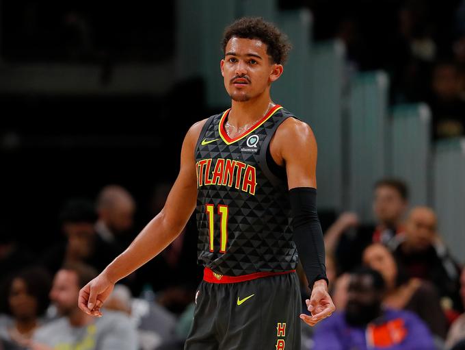 Trae Young je od Luke Dončića starejši za približno polovico leta. Rojen je 19. septembra 1998. | Foto: Getty Images