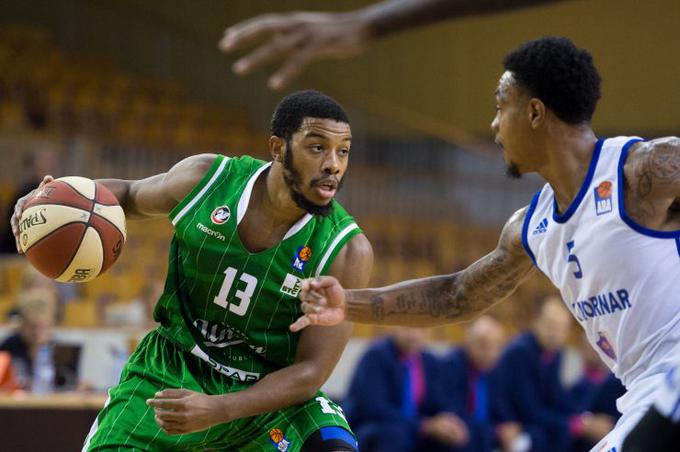 Brandon Jefferson je zadel kar osem trojk, a to ni bilo dovolj za zmago Olimpije na gostovanju pri nemškem Ulmu. | Foto: Liga ABA