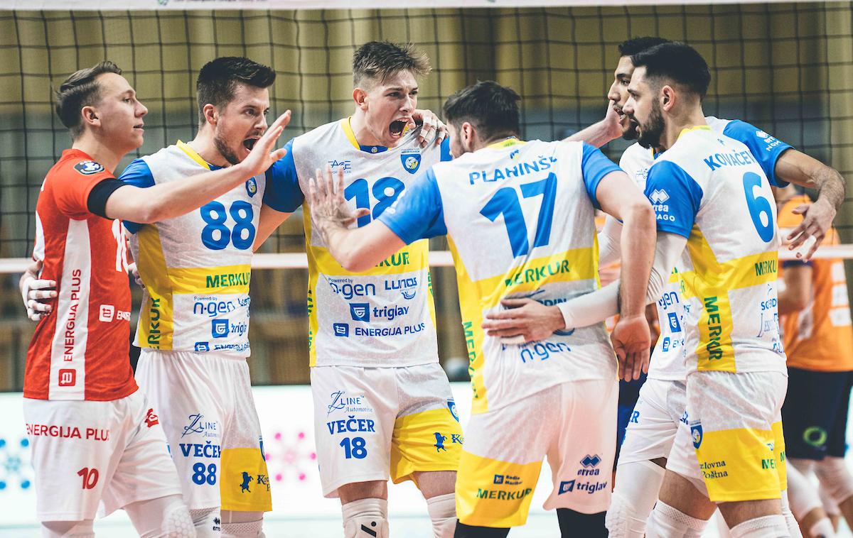 OK Merkur Maribor ACH Volley finale Pokal Slovenije | Mariborčani so pričakovano premagali zadnjeuvrščeno ekipo lige MEVZA. | Foto Grega Valančič/Sportida