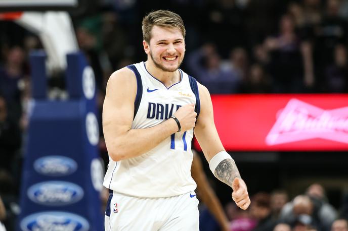 Luka Dončić | Luka Dončić s svojimi predstavami navdušuje ljubitelje košarke po vsem svetu. | Foto Reuters