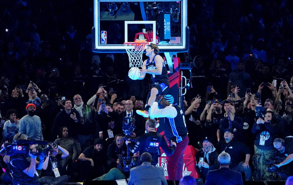 Mac McClung Shaq O'Neal | Zabijanje za petdesetico: Mac McClung prek Shaqa O'Neala | Foto Reuters