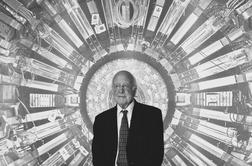 Umrl Nobelov nagrajenec Peter Higgs