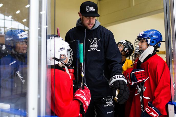 hokejska akademija Anže Kopitar Tomaž Razingar | Anže Kopitar peto leto zapored v sodelovanju s Tomažem Razingarjem gosti hokejsko akademijo. | Foto Grega Valančič/Sportida