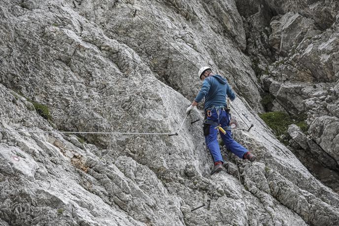 Bambergova pot | Do 21. junija lahko v okviru akcije Naj planinska pot glasujete za eno od osmih predlaganih planinskih poti, potrebnih vzdrževalnih posegov. Zmagovalka akcije bo prejela sredstva za obnovo. Lani so na ta račun obnovili zahtevno planinsko pot čez Plemenice na Triglav. | Foto Mediaspeed