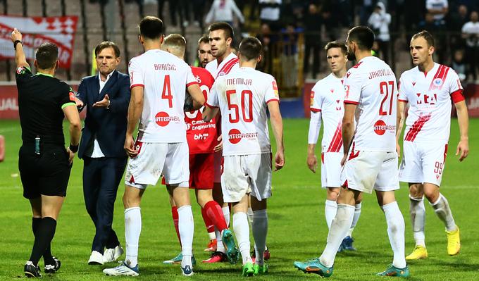 Zrinjski v tem trenutku v prvenstvu BiH, kjer brani naslov, zaseda šele 10. mesto. Treba je dodati, da je odigral le štiri tekme, nekateri tekmeci pa že sedem. V vodstvu je Sarajevo s slovenskim trenerjem Simonom Rožmanom. | Foto: Guliverimage