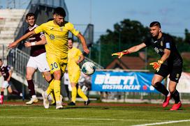 NK Triglav, NK Domžale, prva liga Telekom Slovenije