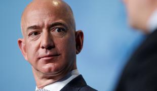 V vesoljsko dirko za globalni širokopasovni internet vstopata tudi Jeff Bezos in njegov Amazon