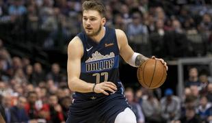 Čarobna predstava Dončića, novega rekorderja lige NBA #video