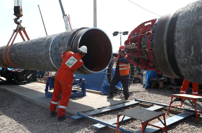 Oba plinovoda sta dolga okoli 1.200 kilometrov.  | Foto: Reuters