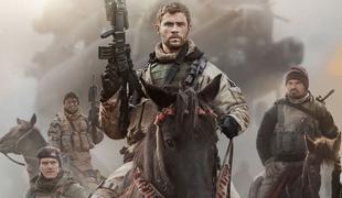 12 pogumnih (12 Strong)