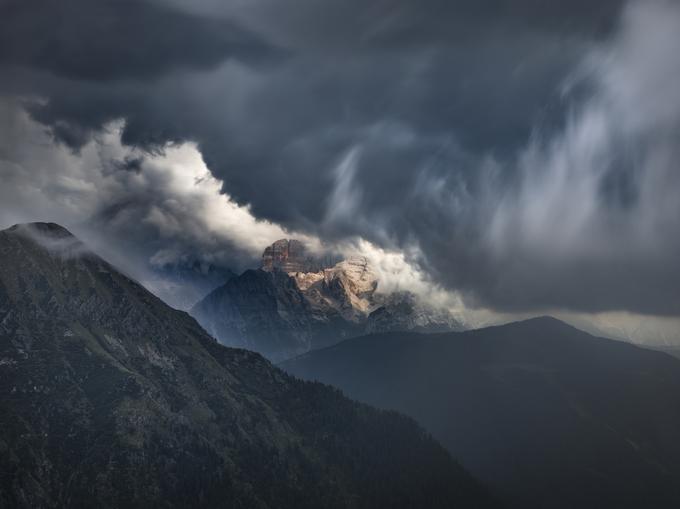 V Sloveniji se veliko ljudi izgubi v gorah in gozdovih. | Foto: Thinkstock